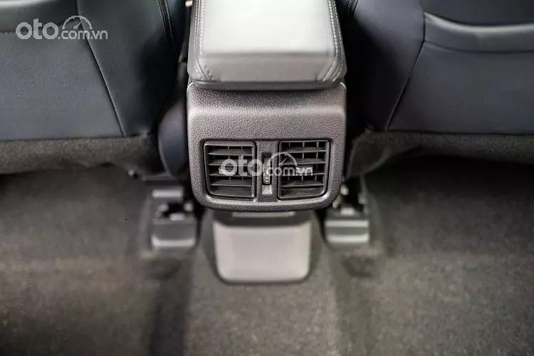 Cửa gió điều hòa hàng ghế sau