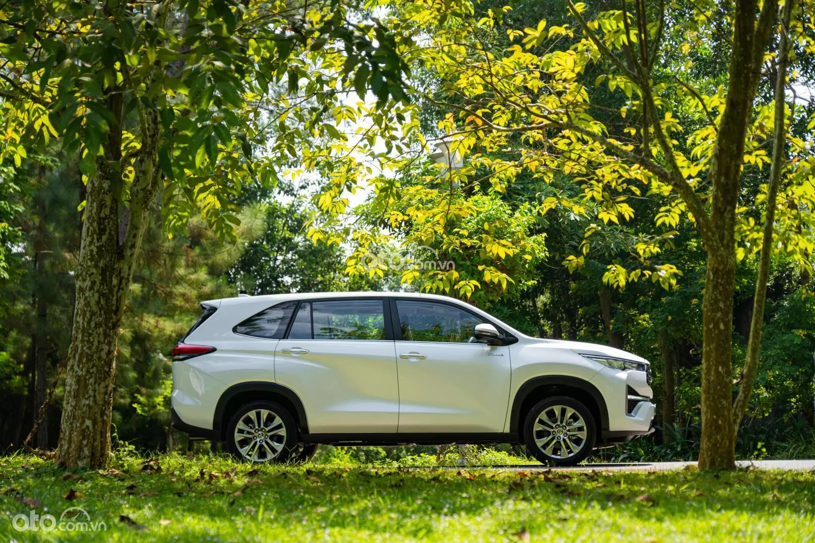 Toyota Innova Cross được phát triển trên hệ thống khung gầm mới với việc gia tăng kích thước đáng kể